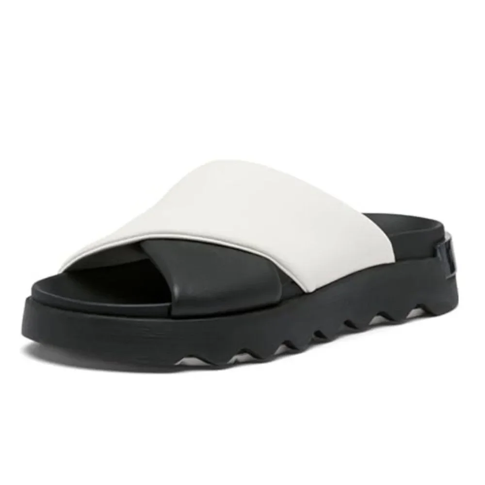 Sorel VIIBE Crisscross Slide Sandal in Black & White Size 6.5